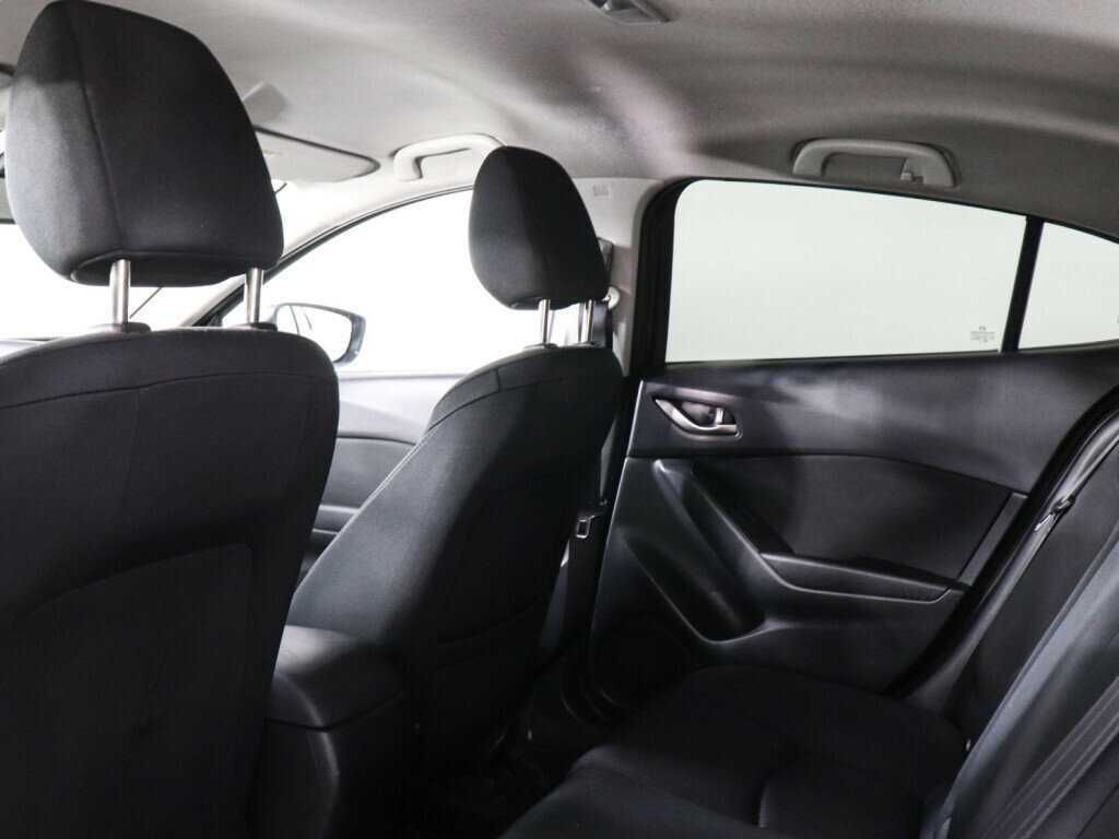 Б/У Мазда 3 2014 года. Фото: #7