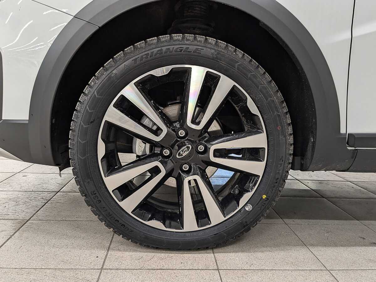 Б/У Лада (ВАЗ) Веста 2024 года. Фото: #11