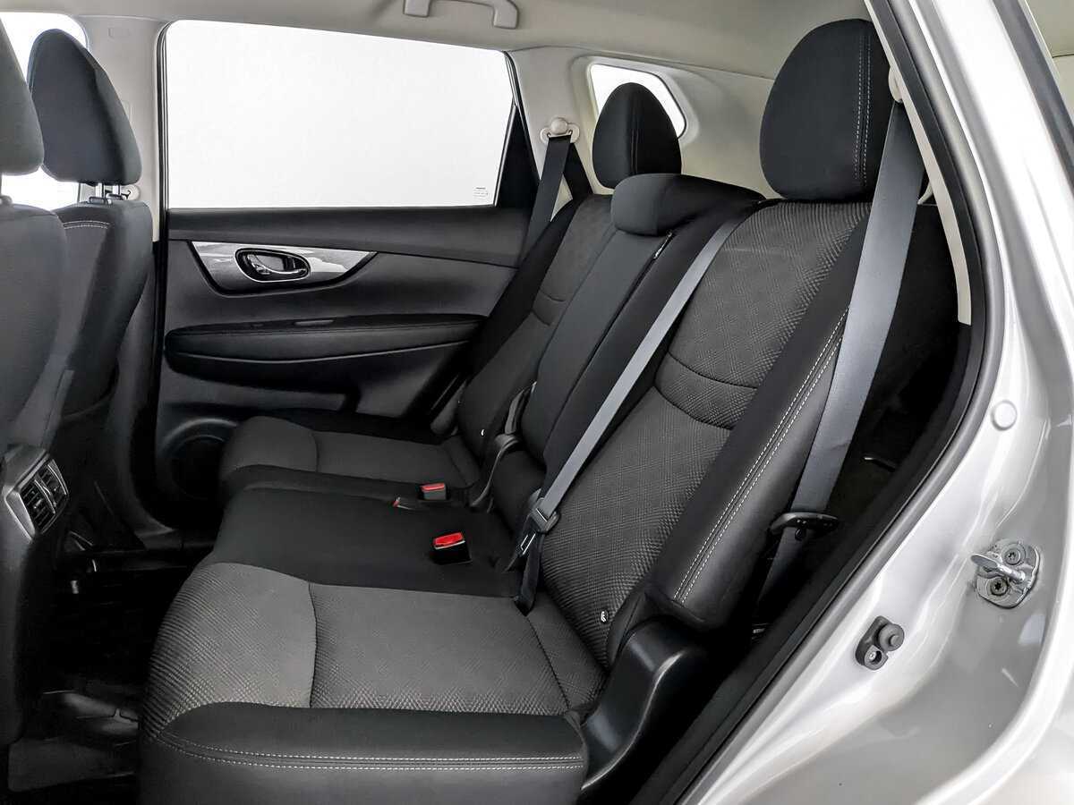 Б/У Ниссан Икс-Трейл 2018 года. Фото: #11