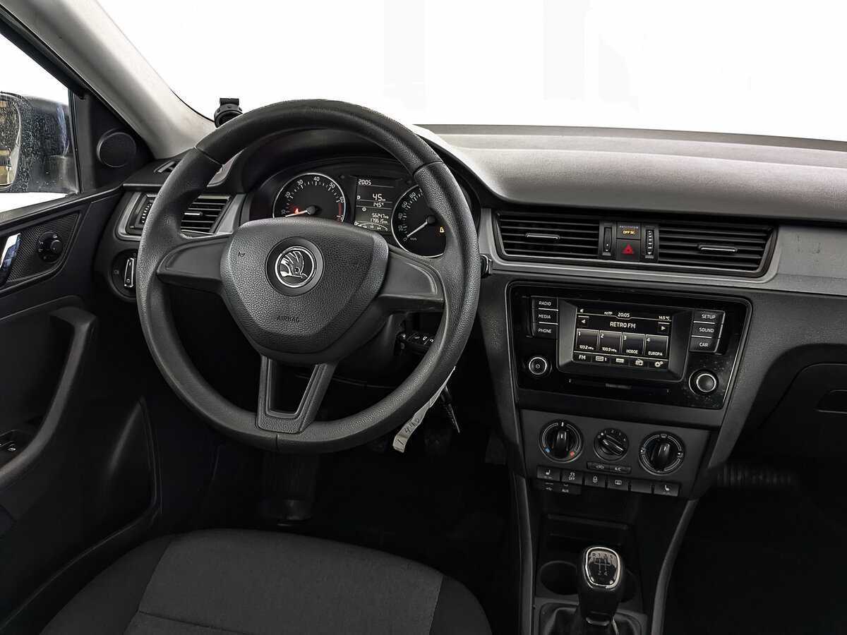 Б/У Шкода Рапид 2017 года. Фото: #19