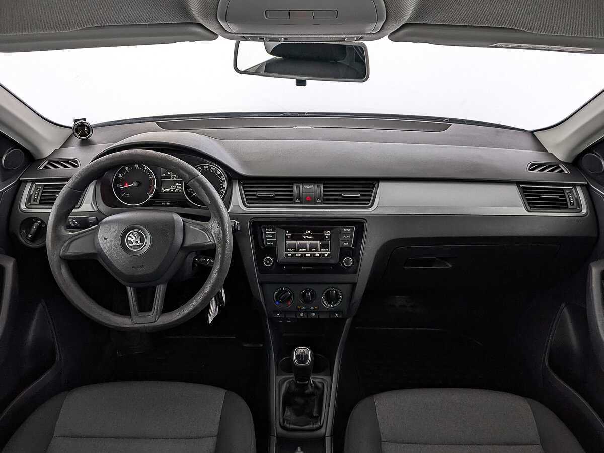 Б/У Шкода Рапид 2017 года. Фото: #13