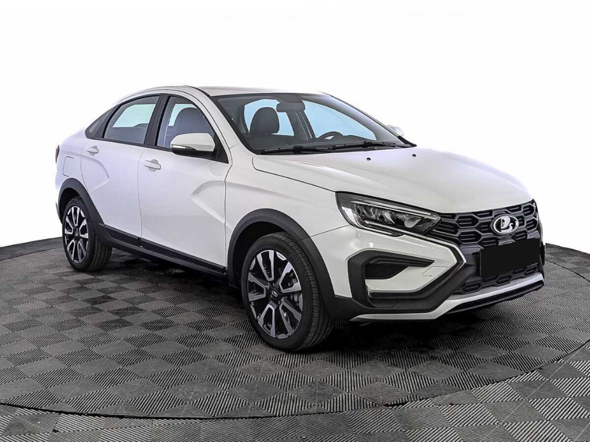 Б/У Лада (ВАЗ) Веста 2024 года. Фото: #2