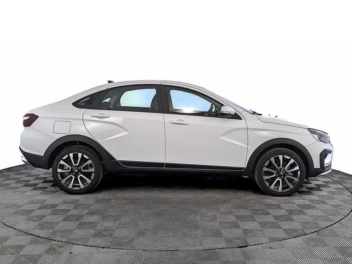 Б/У Лада (ВАЗ) Веста 2024 года. Фото: #3