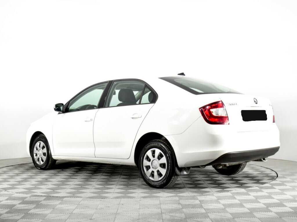 Б/У Шкода Рапид 2018 года. Фото: #6