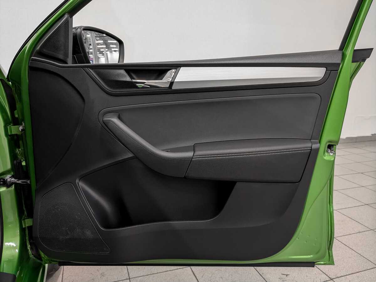 Б/У Шкода Рапид 2018 года. Фото: #21