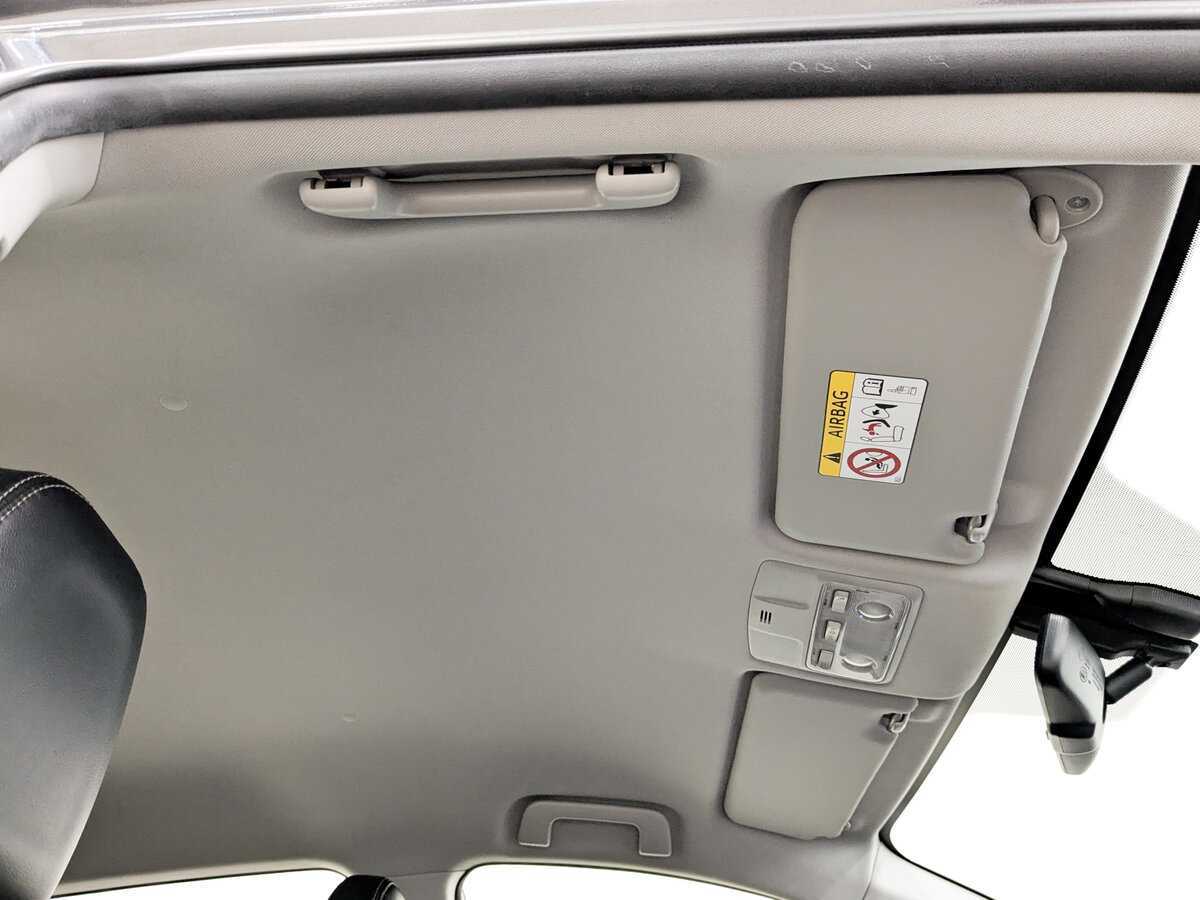 Б/У Тойота Рав4 2014 года. Фото: #19