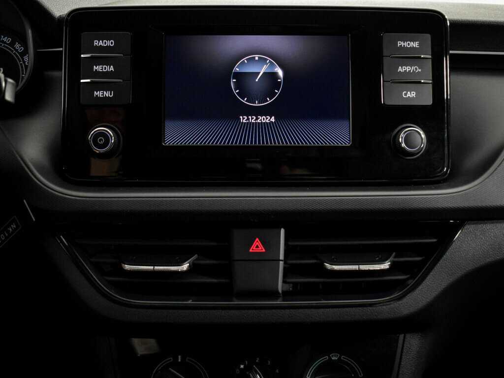 Б/У Шкода Рапид 2021 года. Фото: #11