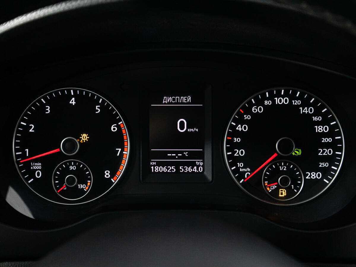 Б/У Фольксваген Джетта 2012 года. Фото: #11