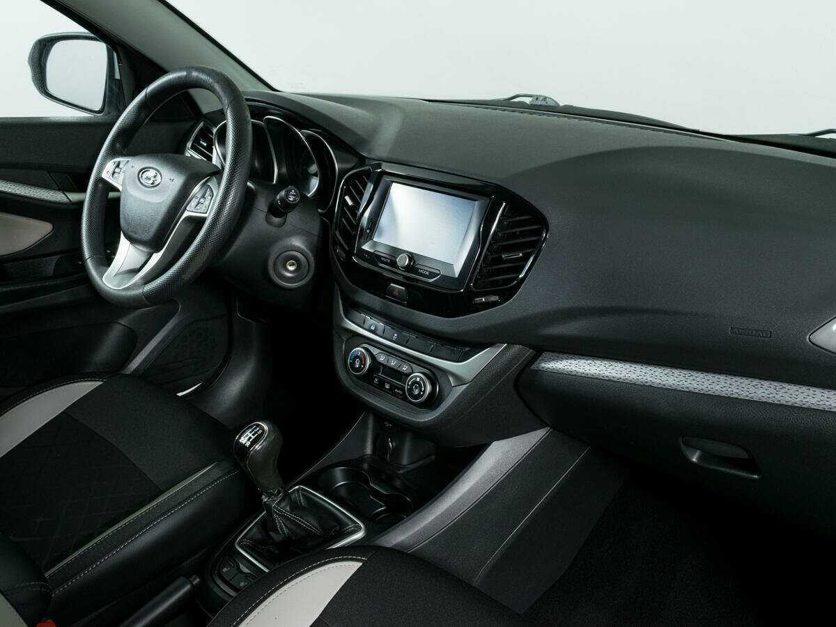 Б/У Лада (ВАЗ) Веста 2018 года. Фото: #7