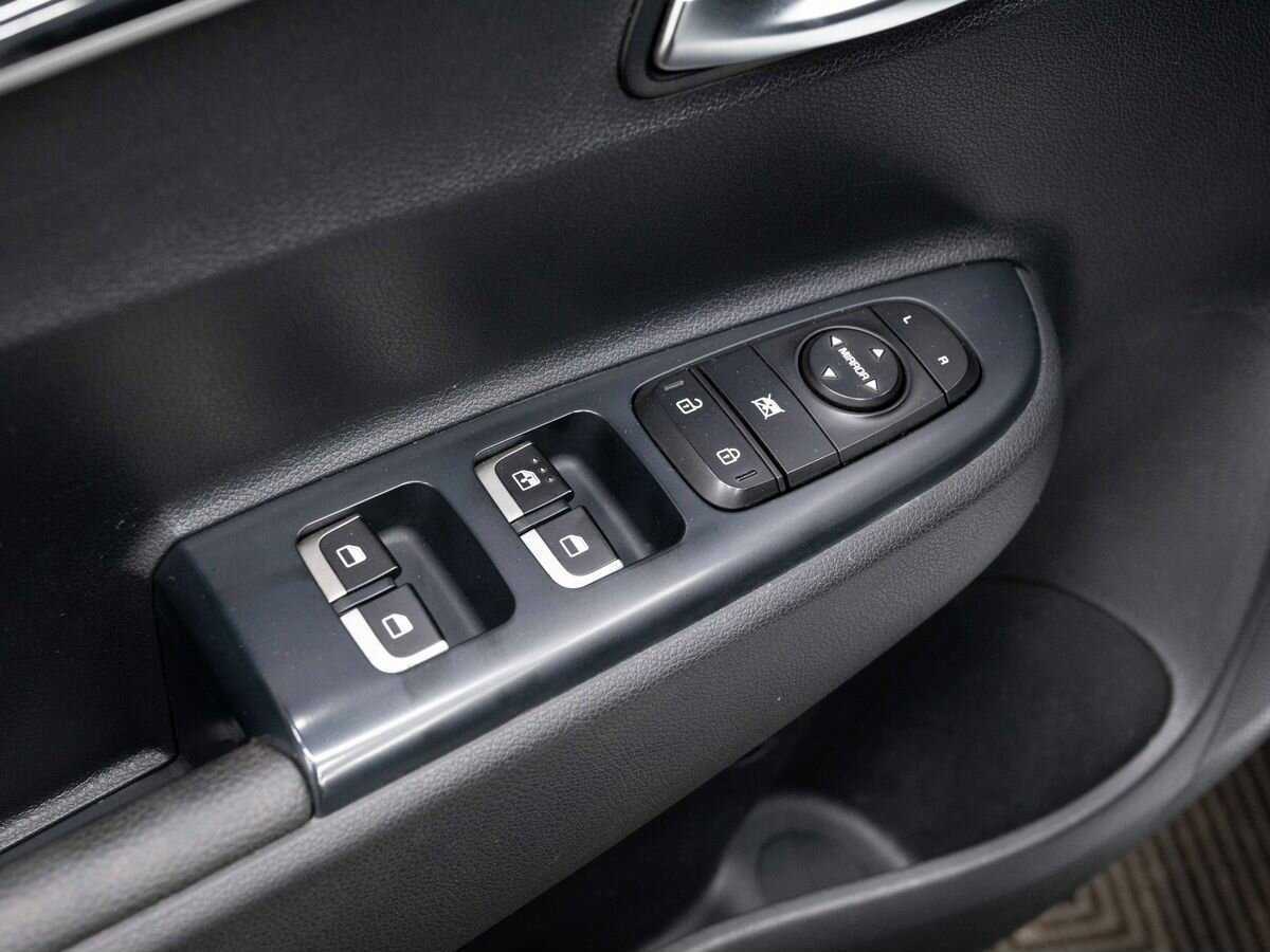 Б/У Киа Рио 2020 года. Фото: #19