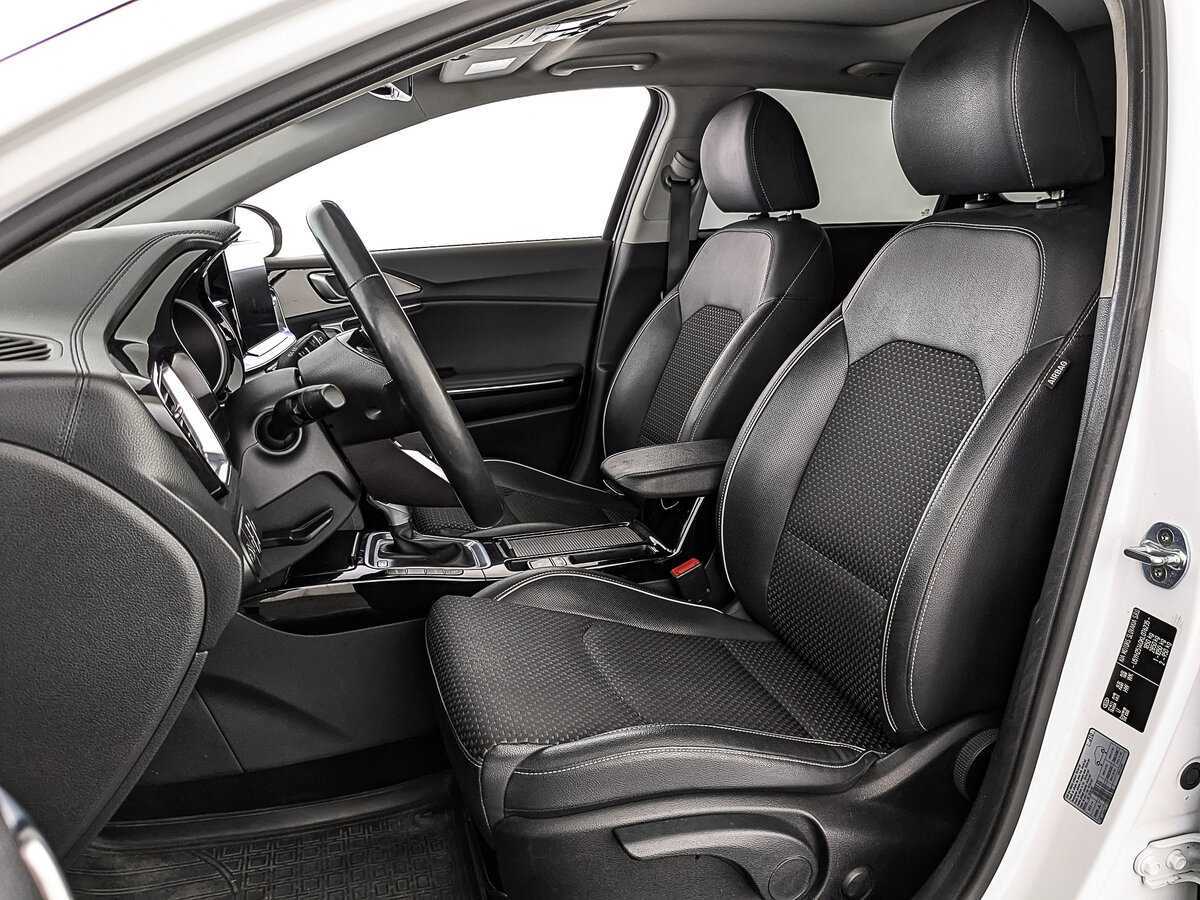 Б/У Киа Сид 2019 года. Фото: #19