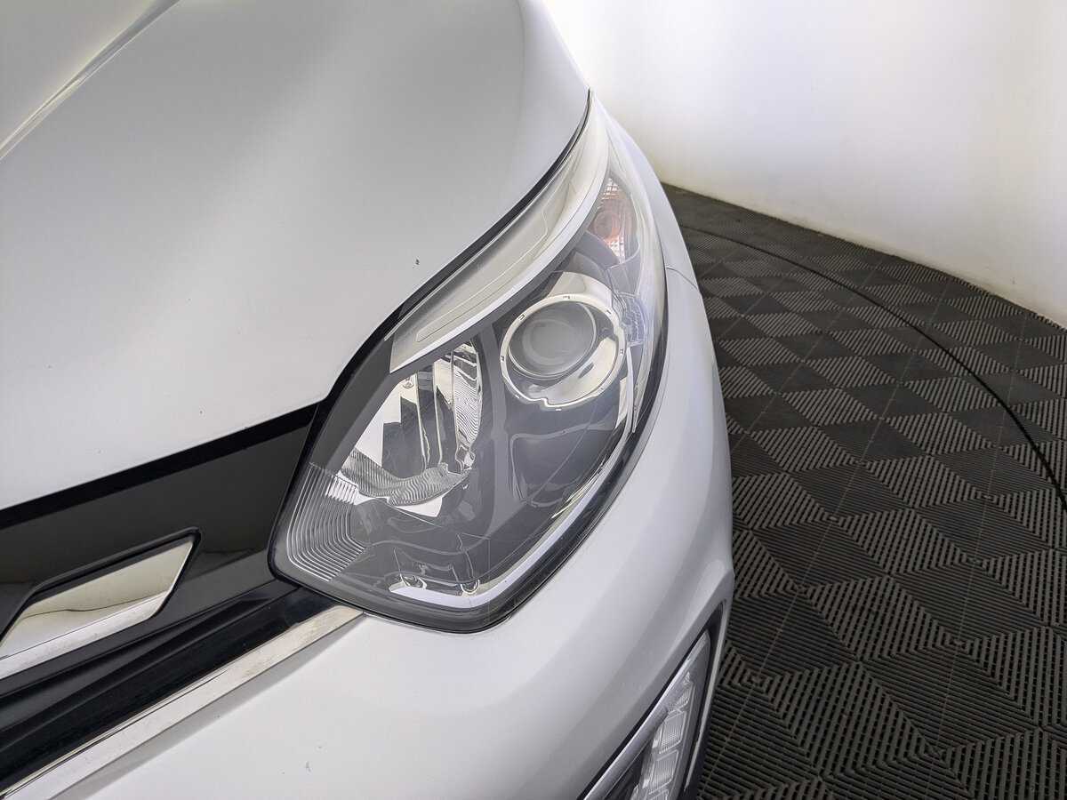 Б/У Рено Каптюр 2021 года. Фото: #10