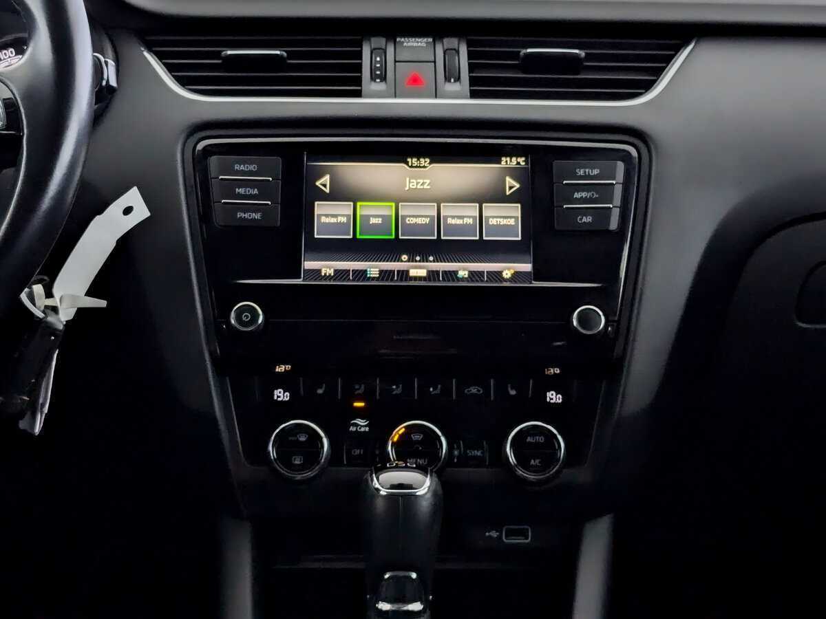 Б/У Шкода Октавия 2020 года. Фото: #14