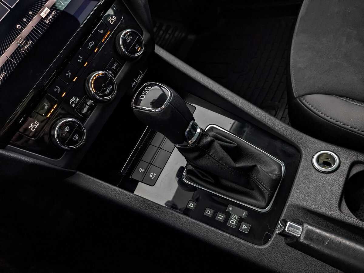 Б/У Шкода Октавия 2019 года. Фото: #26