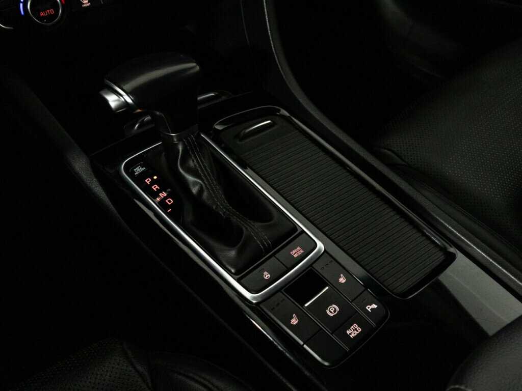 Б/У Киа Оптима 2017 года. Фото: #17