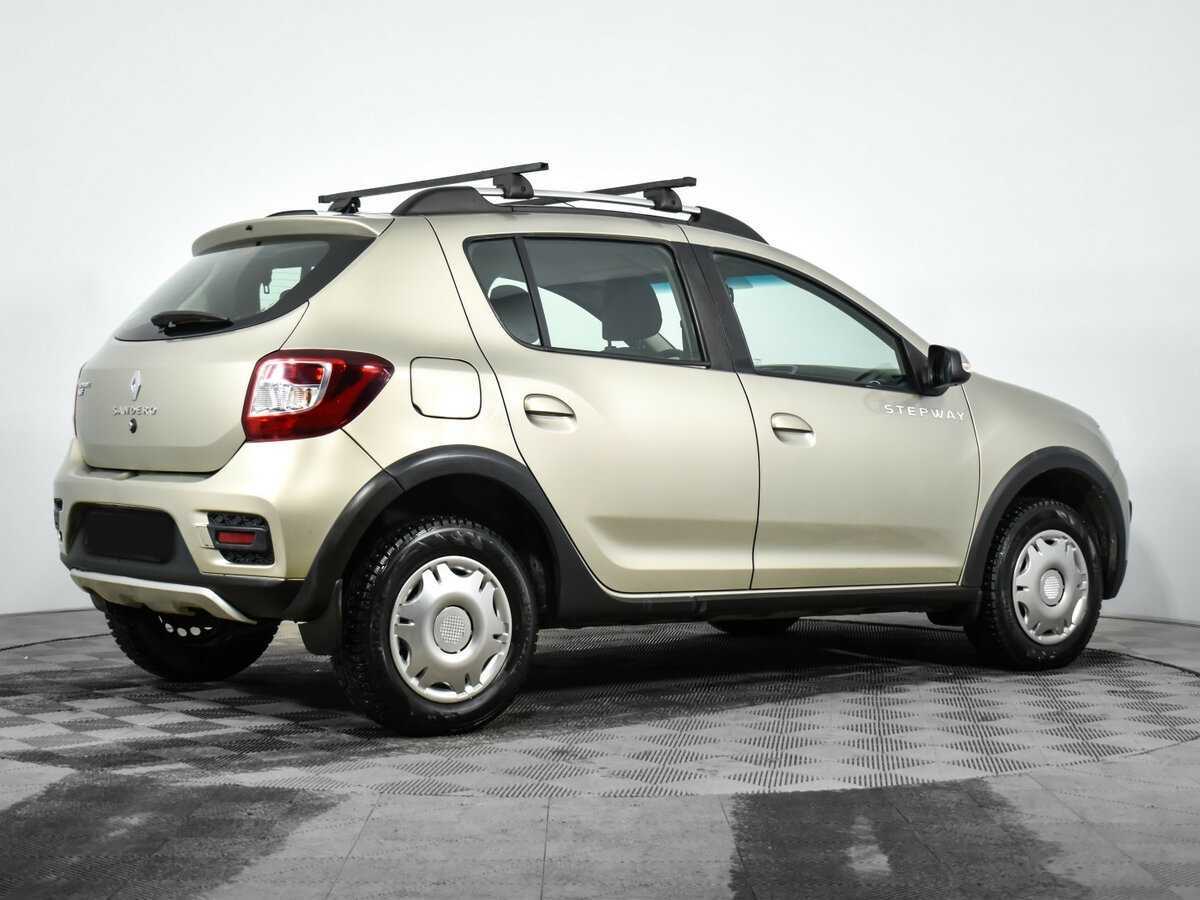 Б/У Рено Сандеро 2017 года. Фото: #4