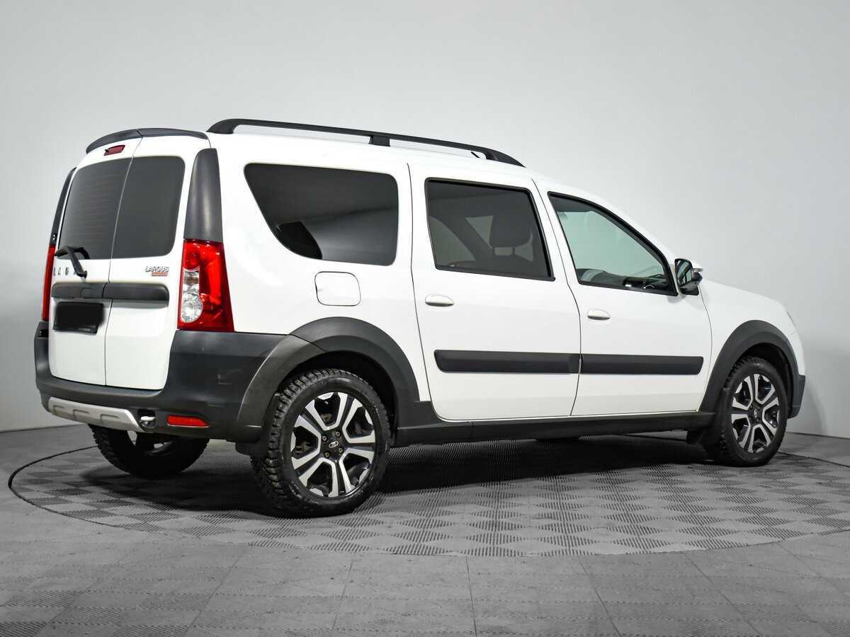 Б/У Лада (ВАЗ) Ларгус 2021 года. Фото: #3