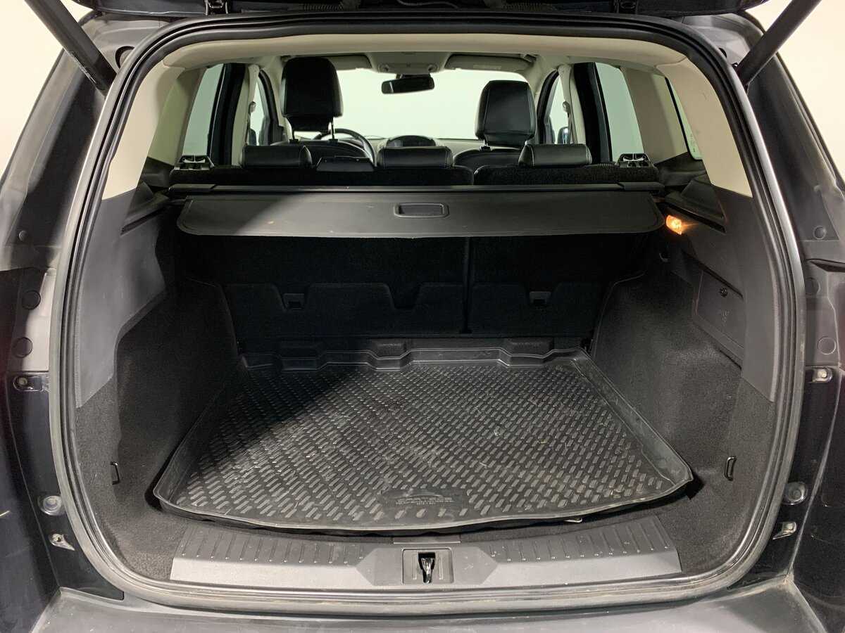 Б/У Форд Куга 2014 года. Фото: #18