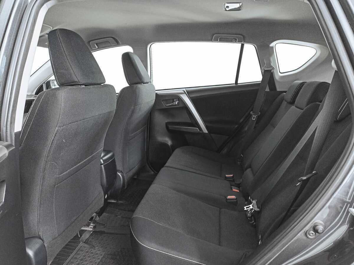 Б/У Тойота Рав4 2015 года. Фото: #10