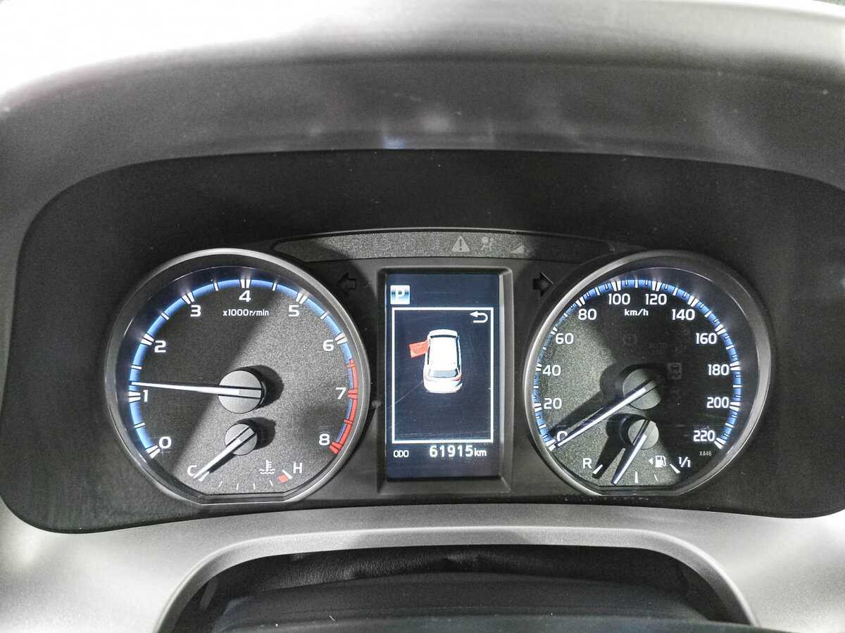 Б/У Тойота Рав4 2015 года. Фото: #11