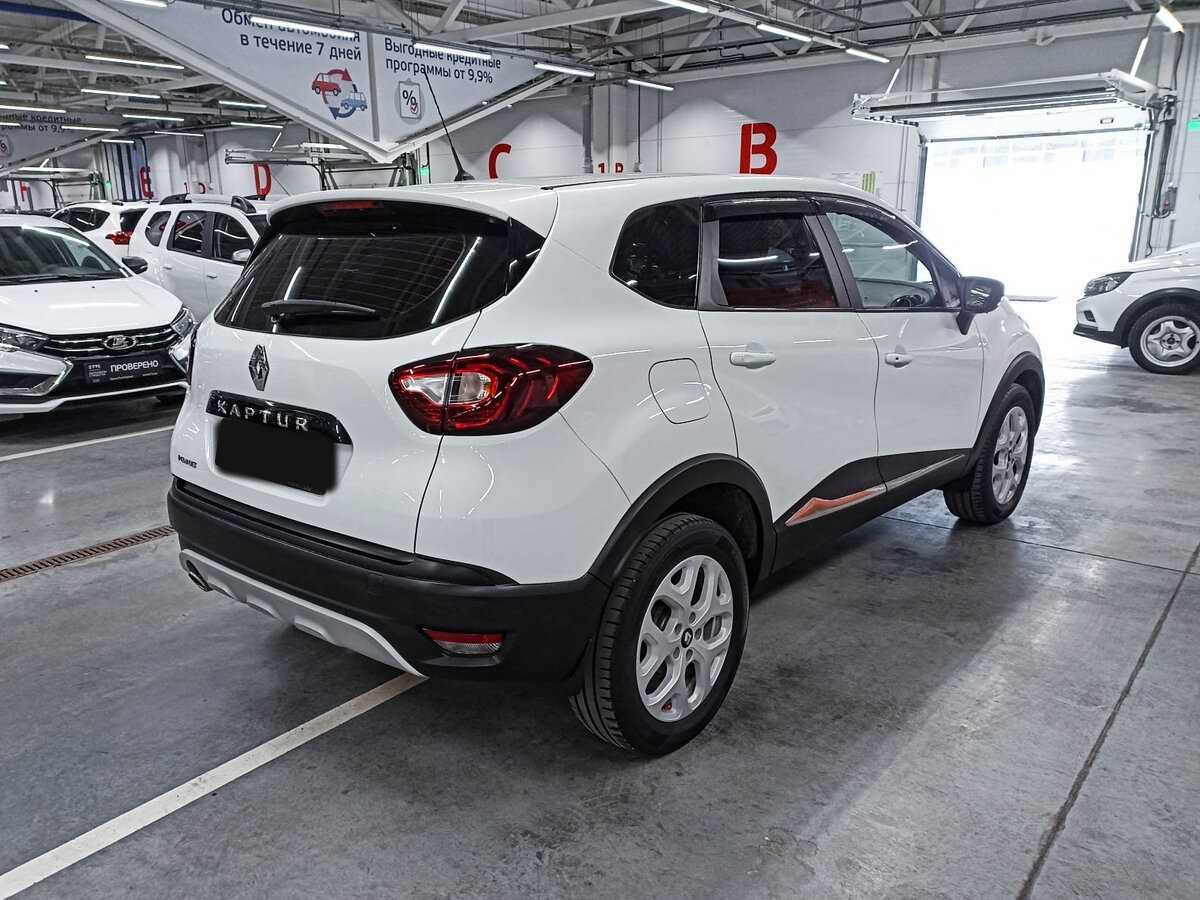 Б/У Рено Каптюр 2017 года. Фото: #4