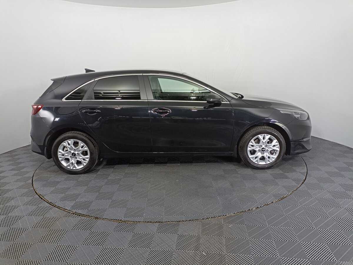 Б/У Киа Сид 2022 года. Фото: #3