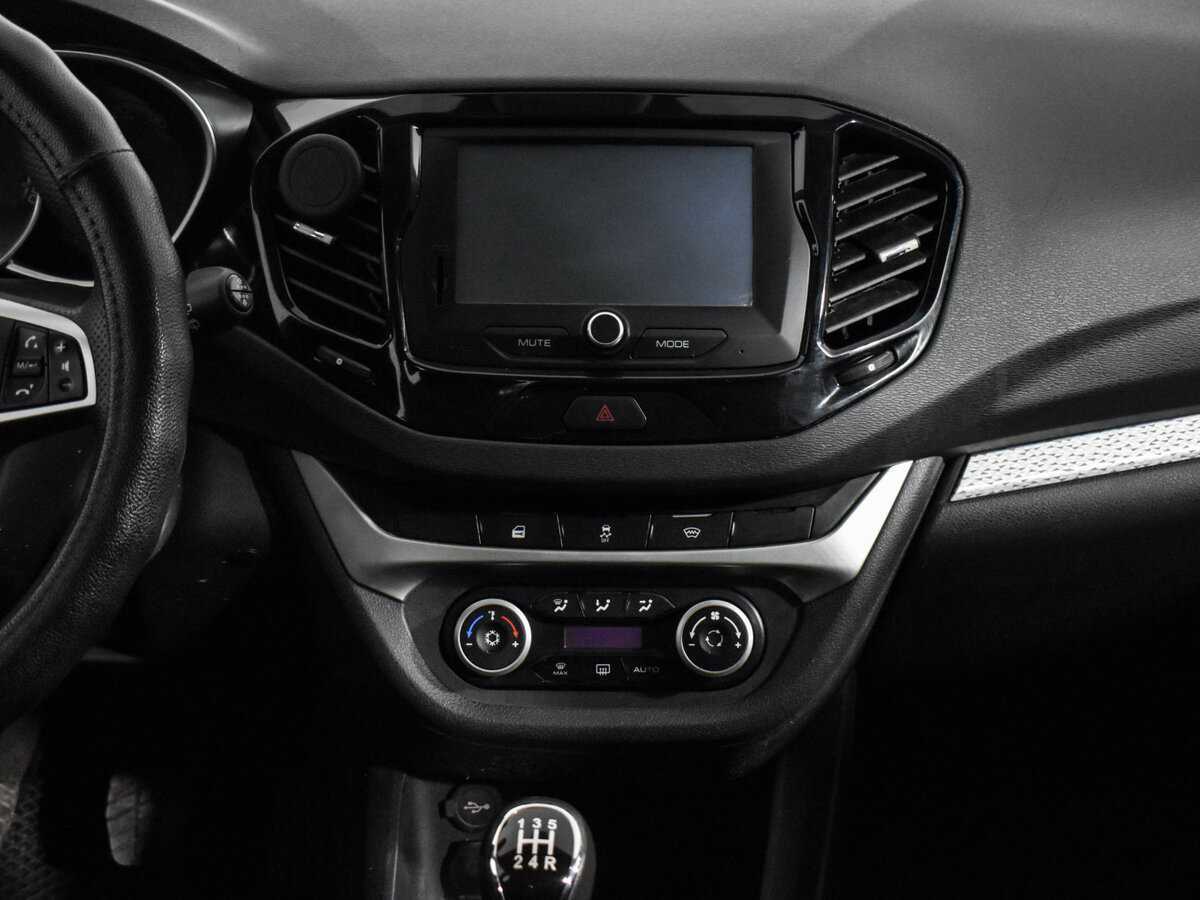 Б/У Лада (ВАЗ) Веста 2019 года. Фото: #13