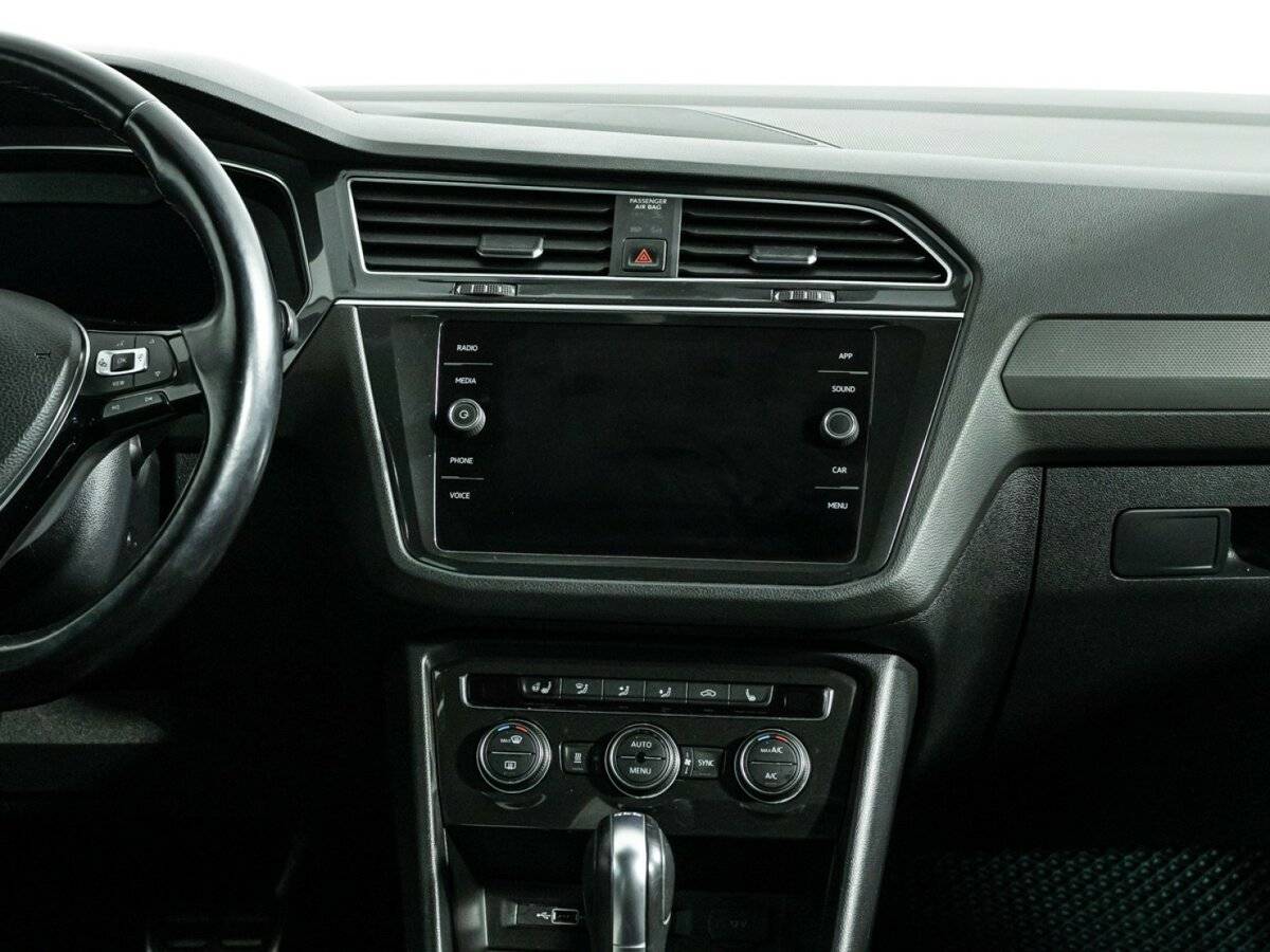 Б/У Фольксваген Тигуан 2018 года. Фото: #13