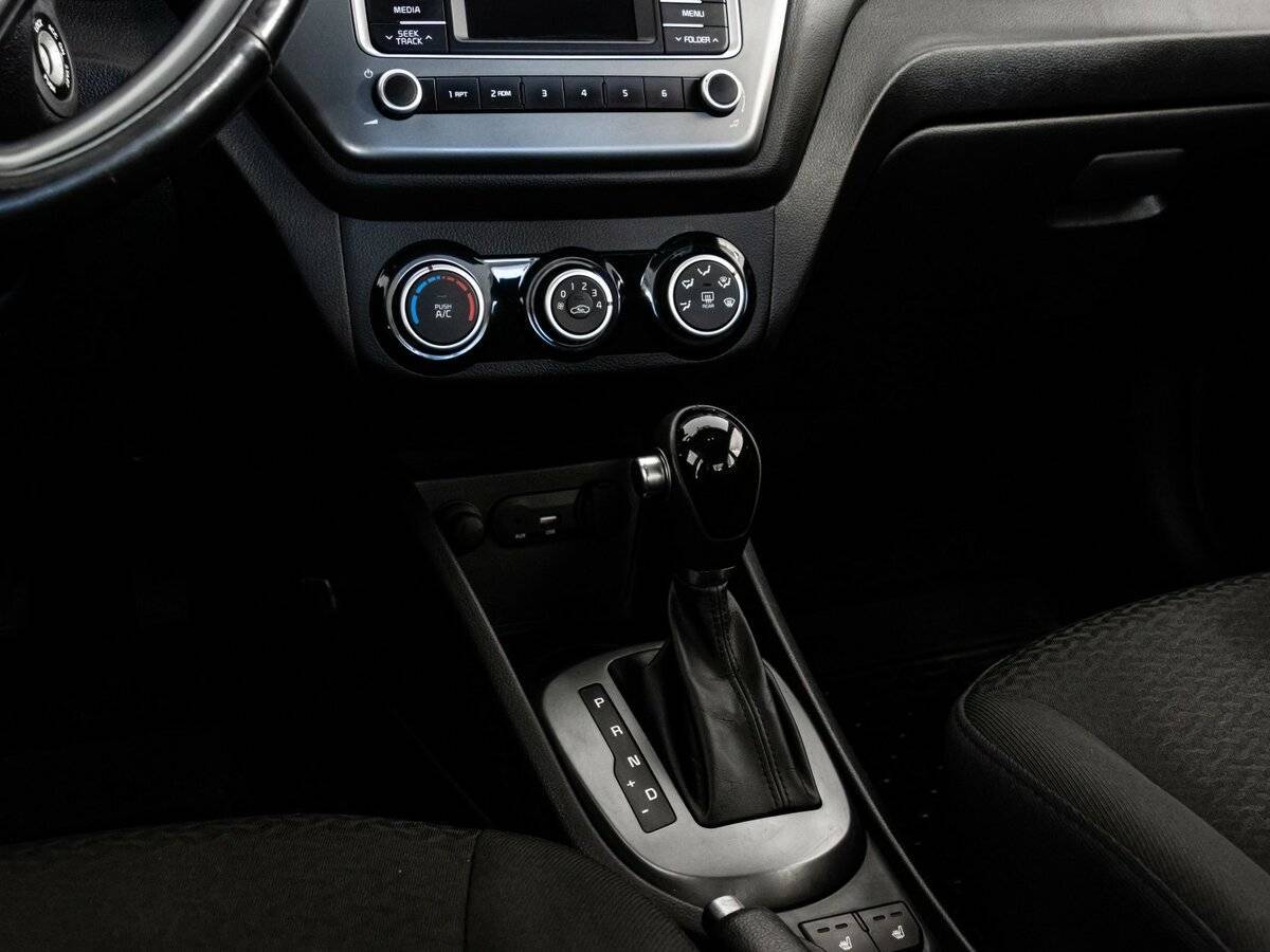 Б/У Киа Рио 2015 года. Фото: #9