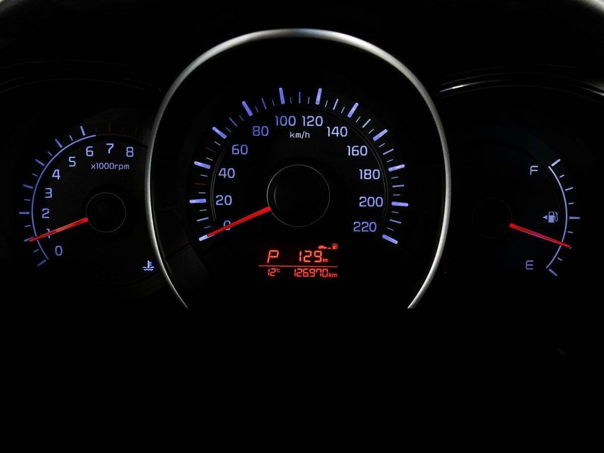 Б/У Киа Рио 2015 года. Фото: #13