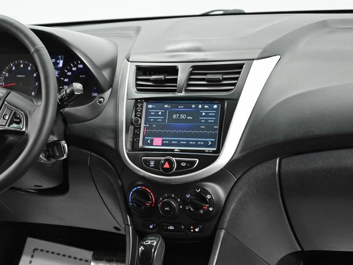 Б/У Хендай Солярис 2014 года. Фото: #8