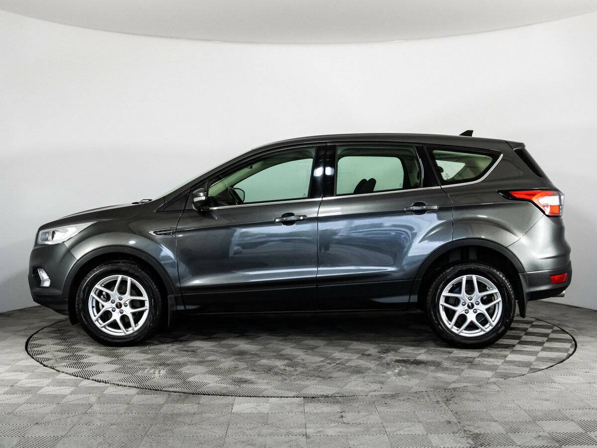 Б/У Форд Куга 2017 года. Фото: #7