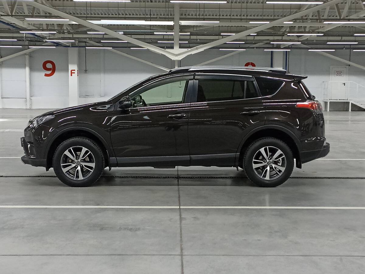 Б/У Тойота Рав4 2016 года. Фото: #7