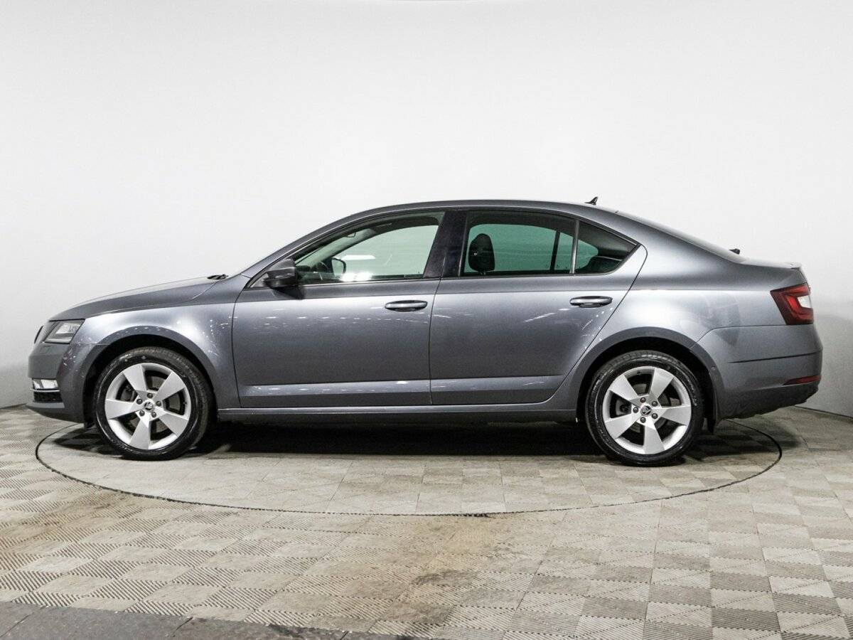 Б/У Шкода Октавия 2019 года. Фото: #7