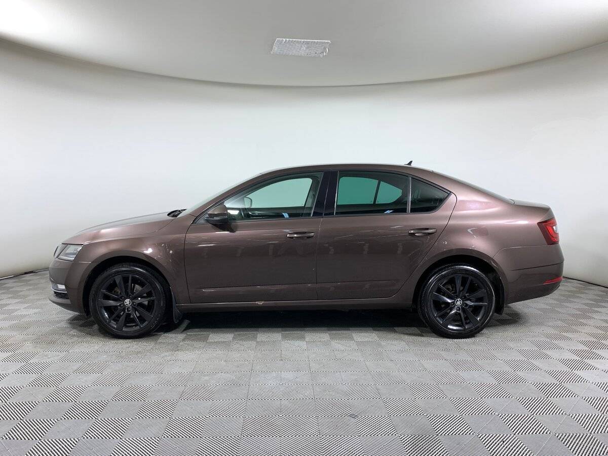 Б/У Шкода Октавия 2018 года. Фото: #7