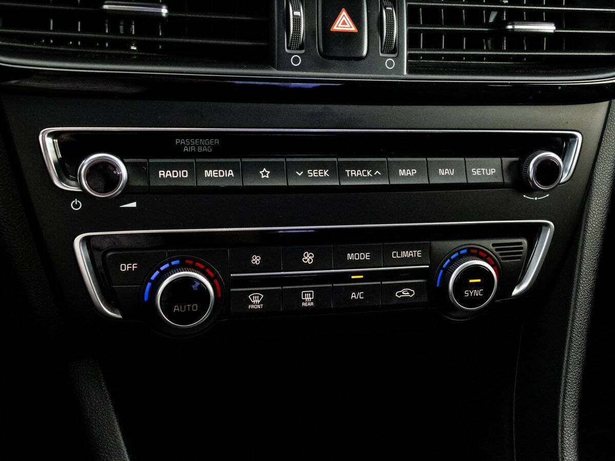 Б/У Киа Оптима 2018 года. Фото: #11