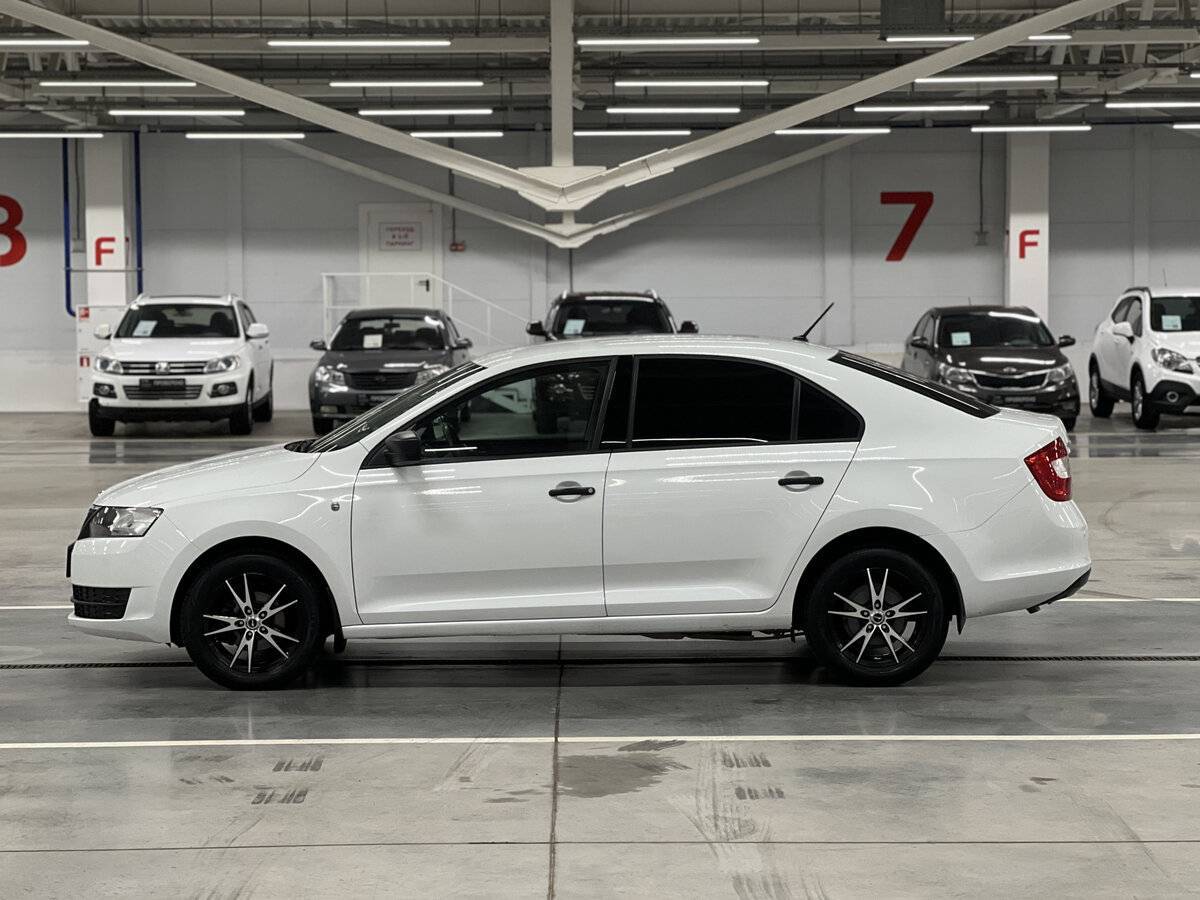 Б/У Шкода Рапид 2016 года. Фото: #7