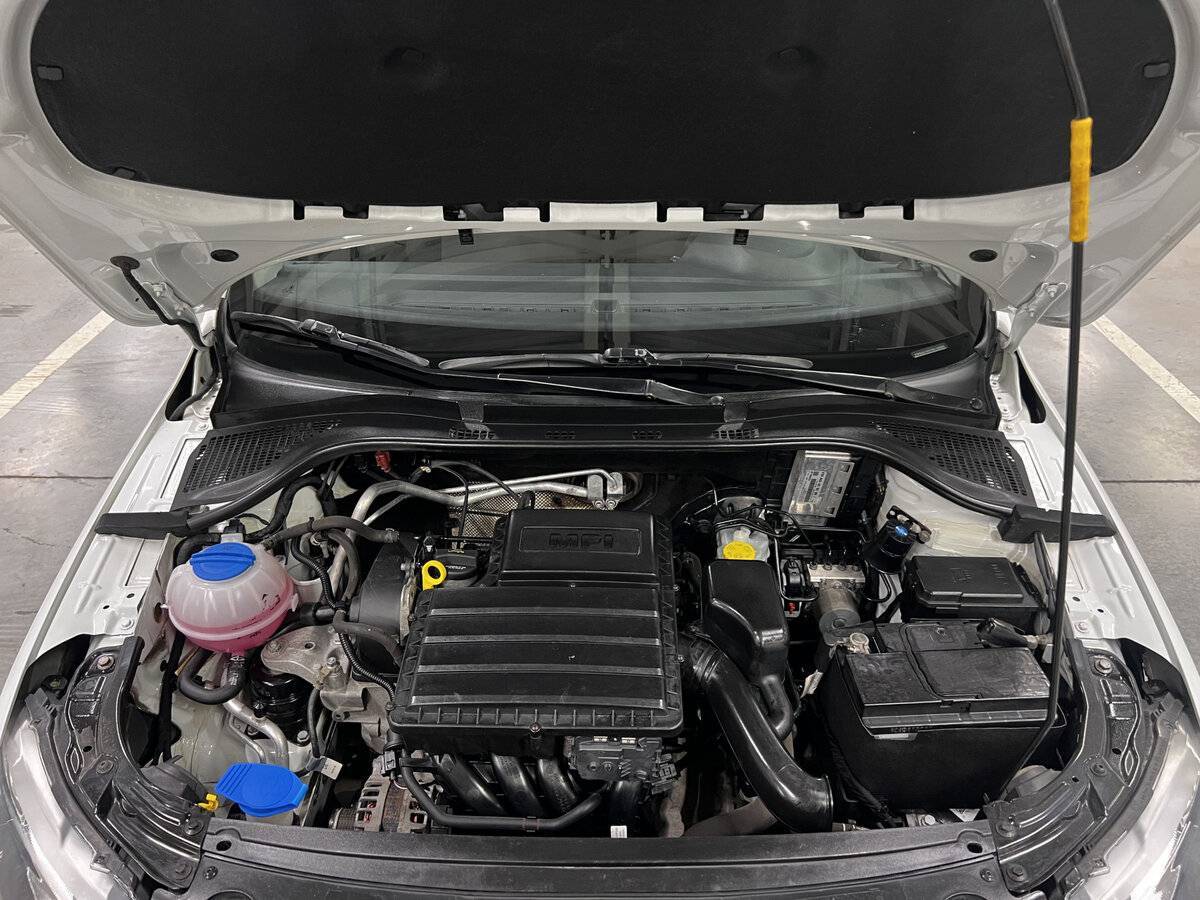 Б/У Шкода Рапид 2016 года. Фото: #8