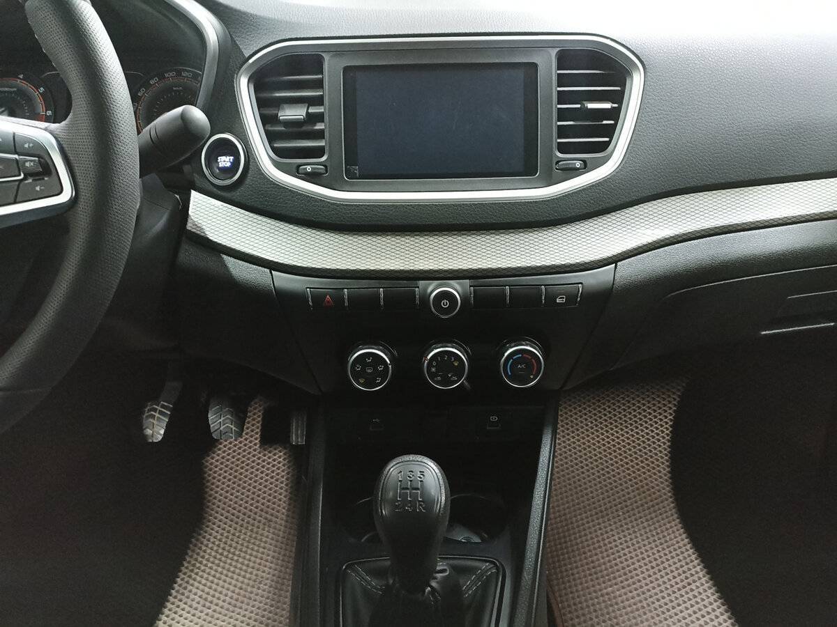 Б/У Лада (ВАЗ) Веста 2023 года. Фото: #14