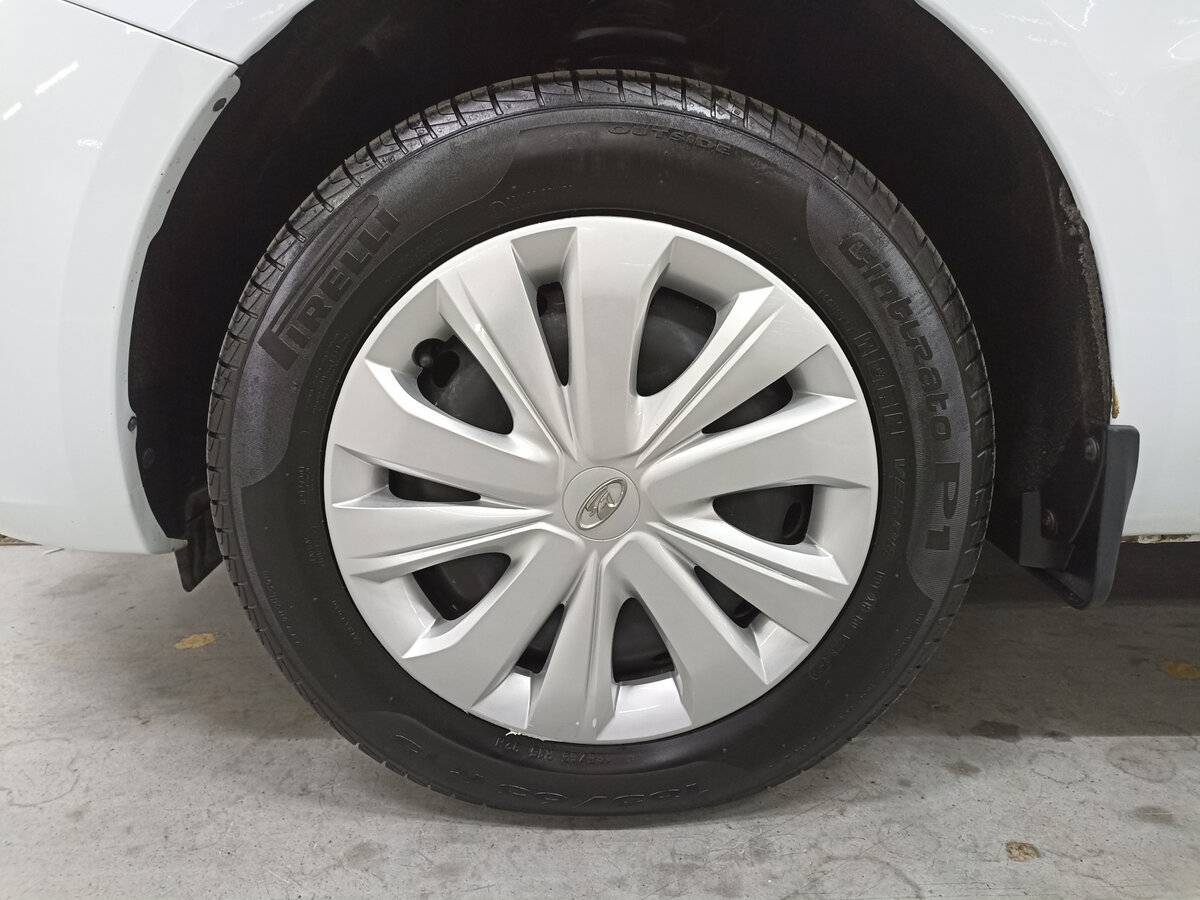 Б/У Лада (ВАЗ) Веста 2023 года. Фото: #17