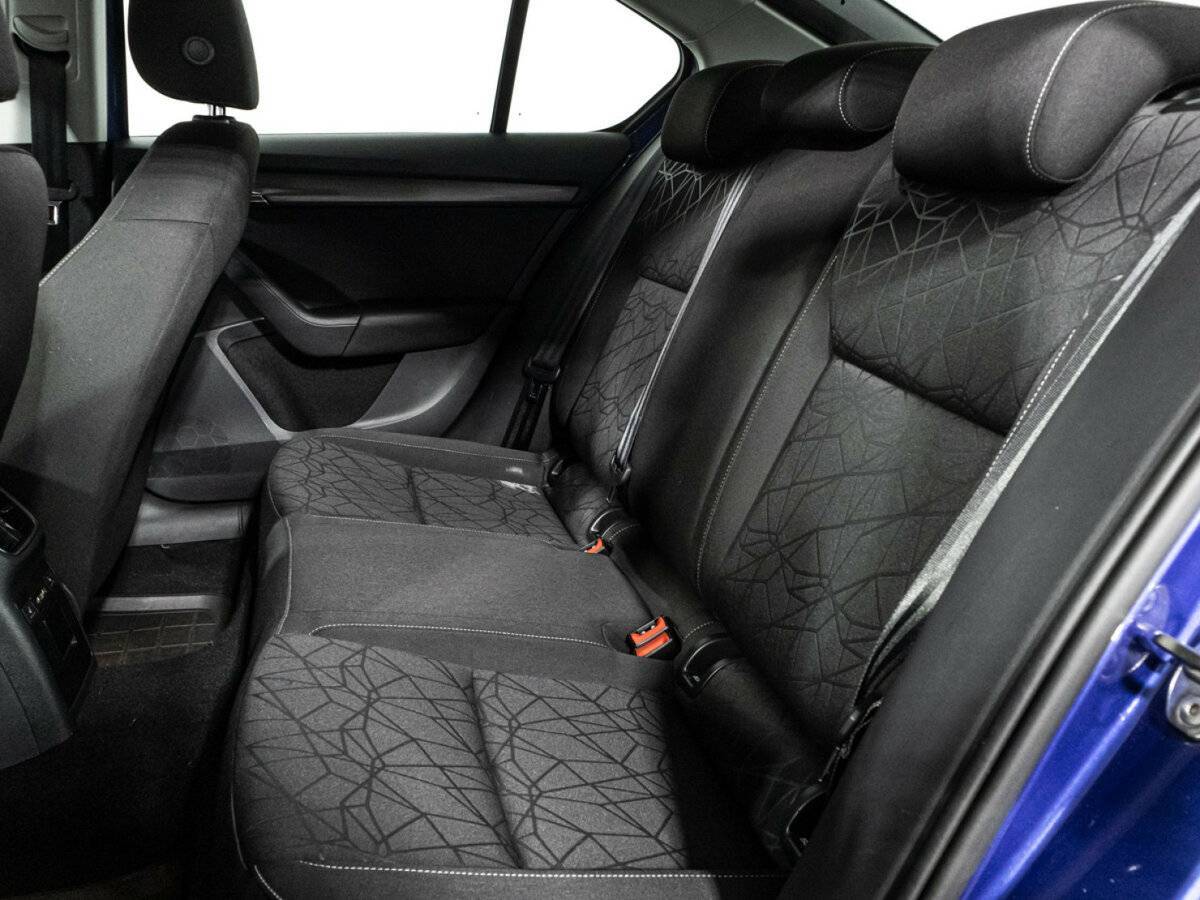 Б/У Шкода Октавия 2019 года. Фото: #9