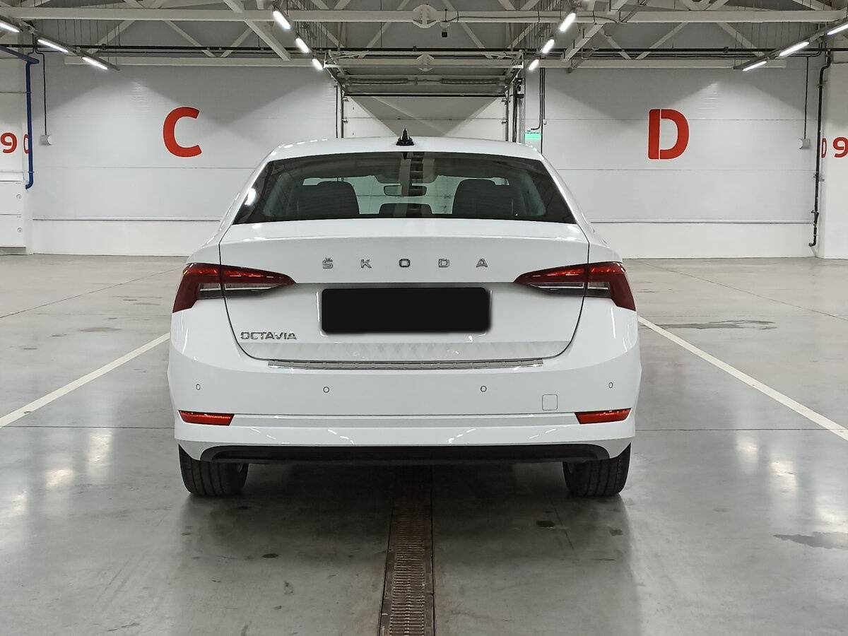 Б/У Шкода Октавия 2021 года. Фото: #5