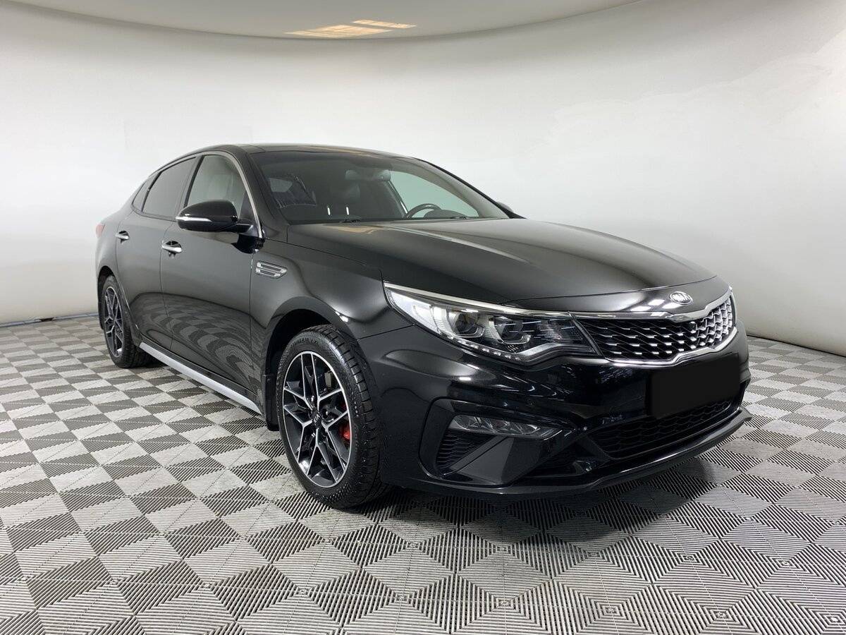 Б/У Киа Оптима 2018 года. Фото: #2