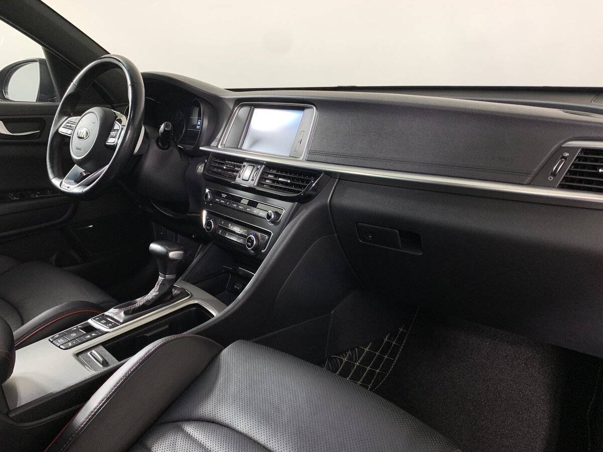 Б/У Киа Оптима 2018 года. Фото: #14