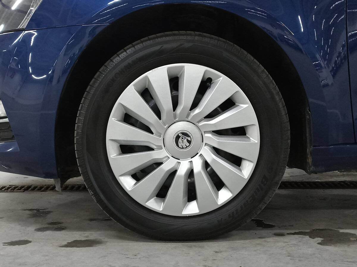 Б/У Шкода Октавия 2017 года. Фото: #17