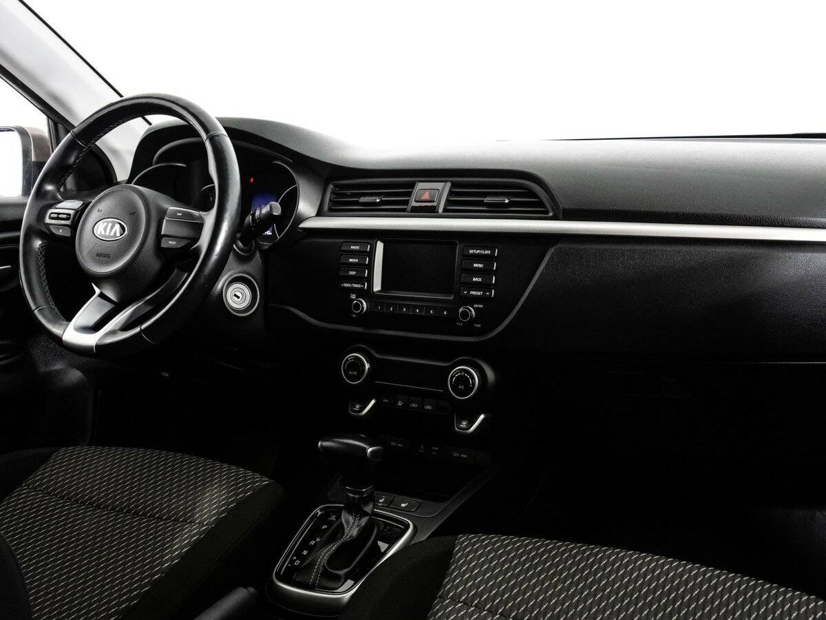 Б/У Киа Рио 2018 года. Фото: #8