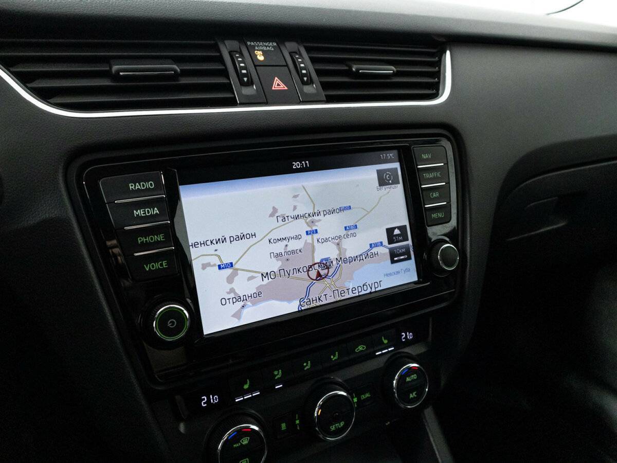 Б/У Шкода Октавия 2015 года. Фото: #18