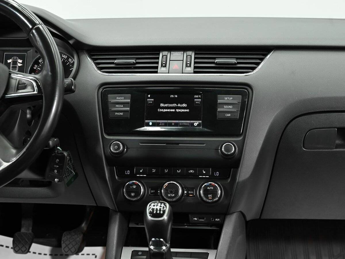 Б/У Шкода Октавия 2014 года. Фото: #10