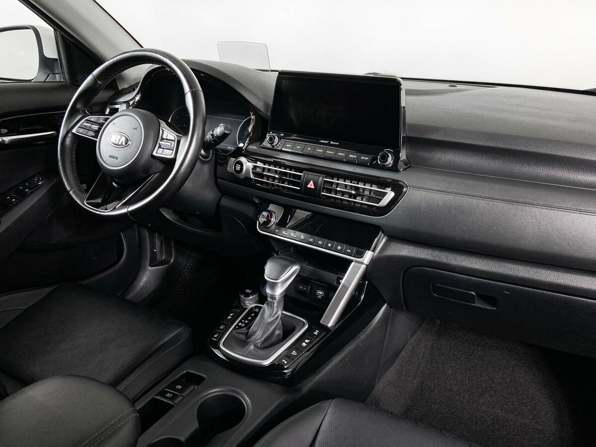 Б/У Киа Сельтос 2020 года. Фото: #7