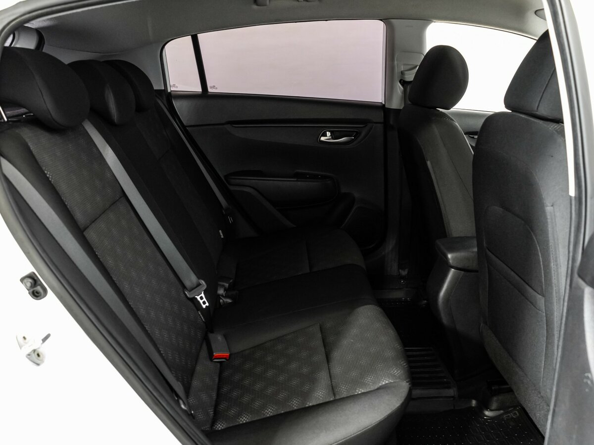 Б/У Киа Рио 2019 года. Фото: #14